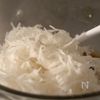 栄養まんてん！美味しすぎる和風大根サラダの下準備