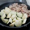 『豚バラなすとピーマンの生姜焼き』ご飯が進む♫簡単おかず☆の工程2