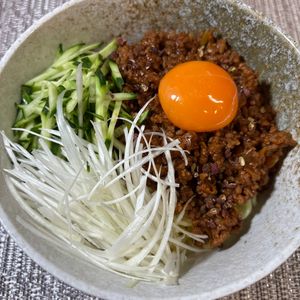 楽ラク手抜キッチン🐶🐾の作ってみた!投稿(甘辛がくせになる！ジャージャー麺風まぜそば)