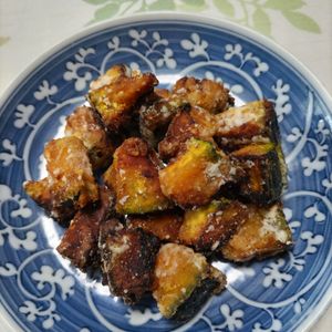 KUMIKOの作ってみた!投稿(レンチン＆揚げ焼きで『かぼちゃのから揚げ』しょうが風味)