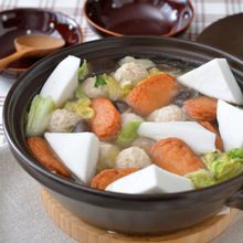 つくねとさつま揚げの中華風鍋