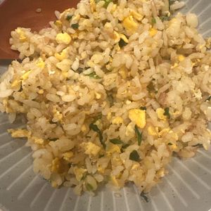 1186588の作ってみた!投稿(【小松菜としらすの和風だし炒飯】和風な味わいがおいしい♡)