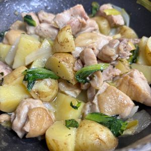 えみりんの作ってみた!投稿(鶏肉とじゃがいもの塩バター蒸し【#簡単#作り置き#お弁当】)