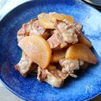 【家族争奪戦】豚バラ軟骨と大根のとろとろ煮