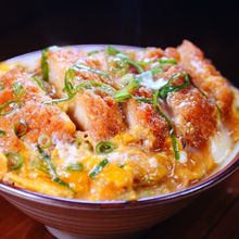これはうまい！カツ丼を簡単に美味しくする意外な技