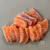 【サーモンとオニマヨのカルパッチョ】の下準備