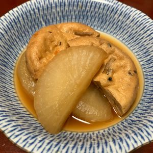 りんごの作ってみた!投稿(コツなし！とろとろ大根とじゅわっとがんもどきの煮物♪)