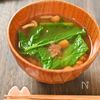 疲れた日に◎なめこのと菜花の梅すまし