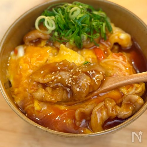 甘辛餡たっぷり！やみつきうま辛肉天津丼！