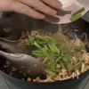 漬けて焼くだけ。【豚肉の味噌スタ丼】の工程2