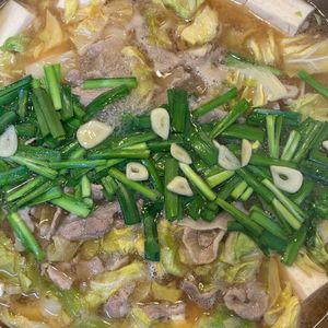 くだもの大好き🧡の作ってみた!投稿(豚こまでもつ鍋風！うま味噌鍋)