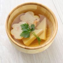 たけのこと三つ葉のお吸い物