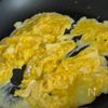 調味料2つ!豚こまとキャベツのオイマヨ卵炒めの工程1