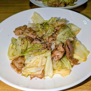 joe sanの作ってみた!投稿(キャベツと豚こまの《にんにく♡旨ぽん炒め》)