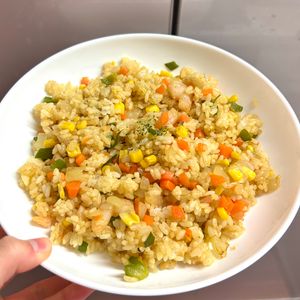 ケの作ってみた!投稿(ピリ辛カレー味が食欲そそる❤海老とコーンのカレーピラフ🍛🥄)