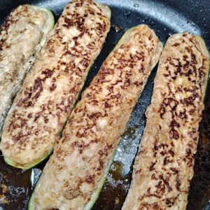 rantomoの作ってみた!投稿(香味肉だねのズッキーニファルシ)