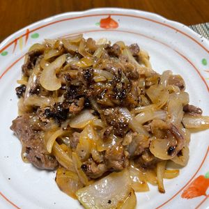 槻*ちょこ汰。の作ってみた!投稿(行列の定食屋さんの🍚牛肉と玉葱のオイスターバターレモン🤩)