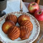 甘煮はレンジで簡単！【米粉りんごマドレーヌ】