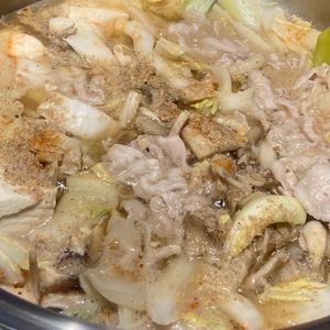 すみれの作ってみた!投稿(【豚バラ白菜のごま味噌スープ鍋】簡単こく旨スープが美味しい☆)