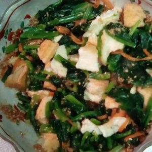 鶏皮坊主の作ってみた!投稿(【ちぎり絹揚げとほうれん草のごま和え】レンチンのみで激旨！！)