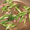 アスパラガスのレモンクリームパスタの工程4