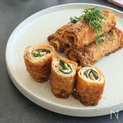 〖 ジュワッとろ〜り 〗ベーコンチーズのきつね巻き
