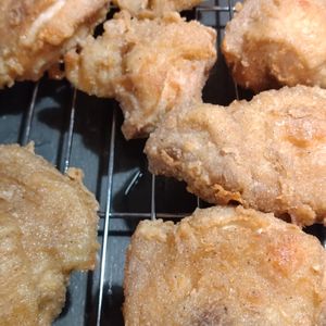 ウルトラの父の作ってみた!投稿(かなり近いんじゃない!?KFC風フライドチキン♪)