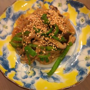 たりおの作ってみた!投稿(旨味たっぷり♡【しらたきと野菜のチャプチェ風炒め】腸活にも◎)