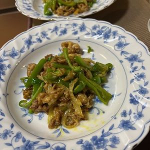 Hikeyの作ってみた!投稿(【豚こまピーマンカレー炒め】パパッと1品！ご飯がすすむ)