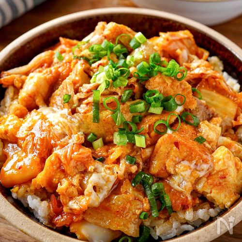 【とろたま豚キムチ丼】10分で大満足！休日ランチに◎