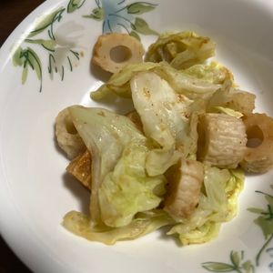 1120414の作ってみた!投稿(レンジで5分！【キャベツとちくわの胡麻和え】栄養満点副菜♩)
