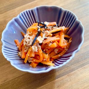 ゆかりの作ってみた!投稿(レンジ3分！やみつき【にんじんとツナの塩こん和え】お弁当にも)