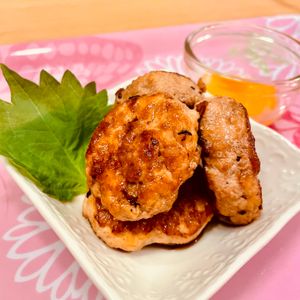 ちひろの作ってみた!投稿(我が家の【絶品甘辛つくね】1食83円!激安激旨!!)