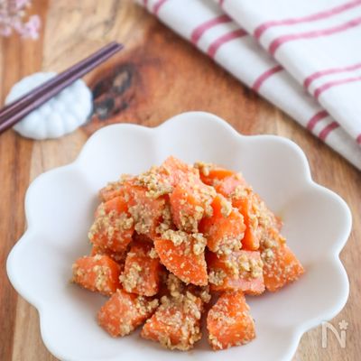 5分でもう一品!にんじんのごま和え