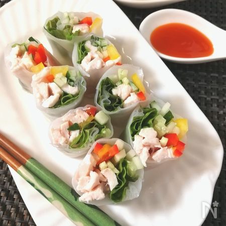 つまめるサラダ 食べやすいサラダチキンの生春巻き By Yukiko レシピサイト Nadia ナディア プロの料理家のおいしいレシピ