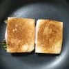 朝ごはん、簡単ランチに♪メキシカンホットサンドの工程2