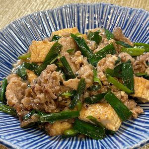 楽ラク手抜キッチン🐶🐾の作ってみた!投稿(行列の定食屋さんの🍚ニラと厚揚げの☆豚のしょうが焼き🤩)