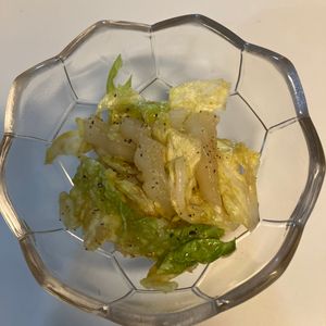 りりぃの作ってみた!投稿(5分で完成！【白菜の中華胡麻和え】食材1つでお手軽副菜♩)