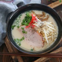 簡単!コク旨★豚骨ラーメン風のつゆ