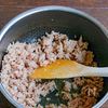 アレンジも◎！！基本の鶏ひき肉とズッキーニのトマト煮の工程2