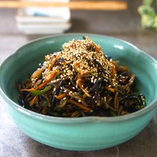 ひじきとこんにゃくの野菜タップリ中華炒め★腸から元気に