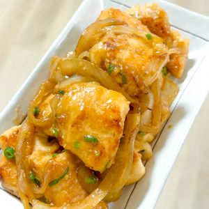 chanmiの作ってみた!投稿(ワンパン10分！【鶏むね肉と玉ねぎの味噌炒め】ご飯すすむ♩)