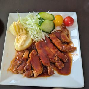 ハワイ大好き🌴🏖️🌈の作ってみた!投稿(最強に旨い!!ガッツリおかず『濃厚ソースの絶品トンテキ』)