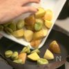 お酒が進むポテサラ‼︎『そら豆と新じゃがサラダ』の工程2