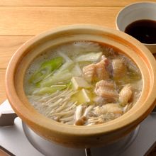 名古屋コーチンの清湯鍋と自家製スープの鶏塩ラーメン