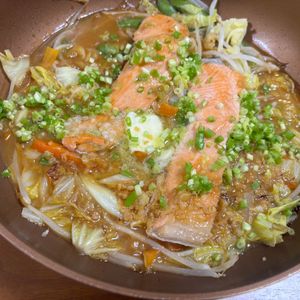 こむぎの作ってみた!投稿(野菜たっぷり✨バター香る鮭のちゃんちゃん焼き🍳)