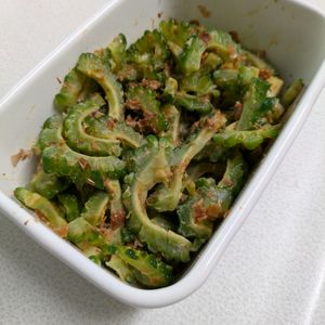 あやきょの作ってみた!投稿(ペロリといけちゃう夏の一品『ゴーヤの胡麻和え』)