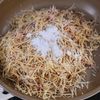 包丁まな板いらず!【豚こまおいもぎゅっと焼き】の工程1