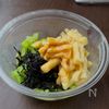 【ブロッコリーの茎と油揚げの塩昆布和え】節約/SDGsの工程2