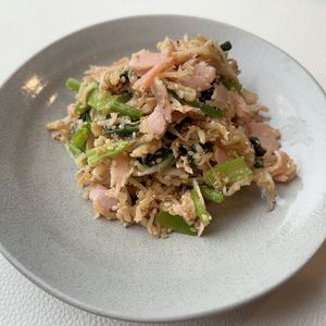 mi♡の作ってみた!投稿(もやしと小松菜とちぎりハム《ごま味噌サラダ》)